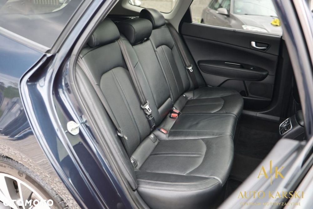 Kia Optima - 38