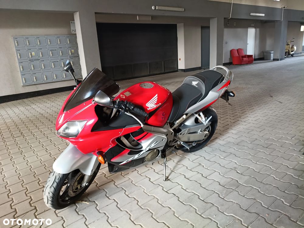Honda CBR - 5