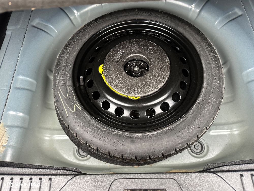 Ford Focus SW 1.5 TDCi EcoBlue ST-Line - 25