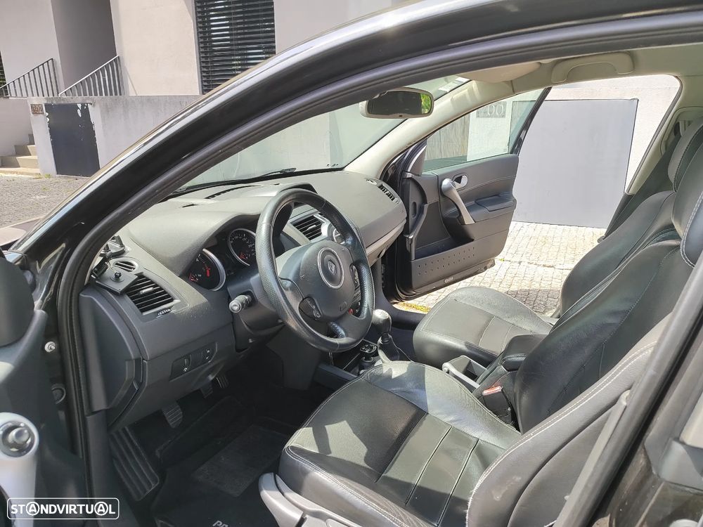 Renault Mégane Break 1.5 dCi Dynamique - 4