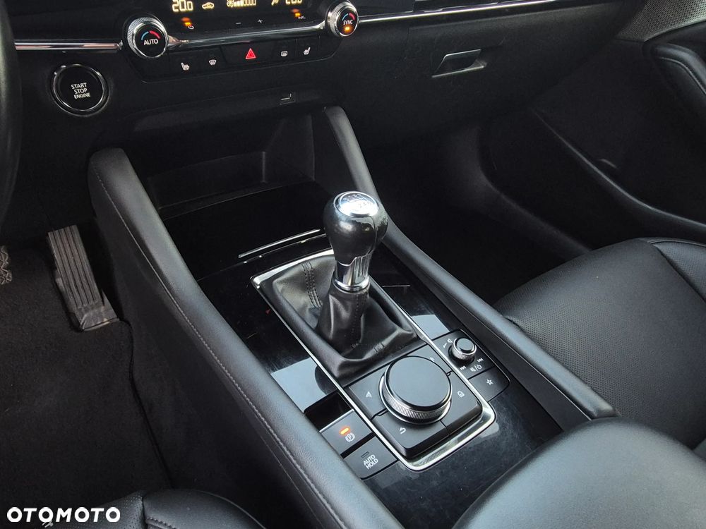 Mazda 3 e-SKYACTIV-G 122 M HYBRID EXCLUSIVE-LINE - 31