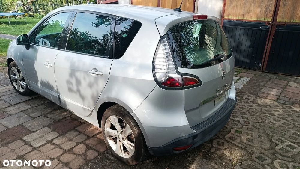Renault Scenic 1.4 16V TCE TomTom Edition - 2