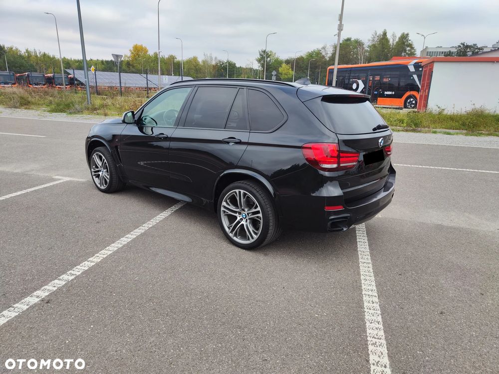 BMW X5 M M50d Sport-Aut - 3