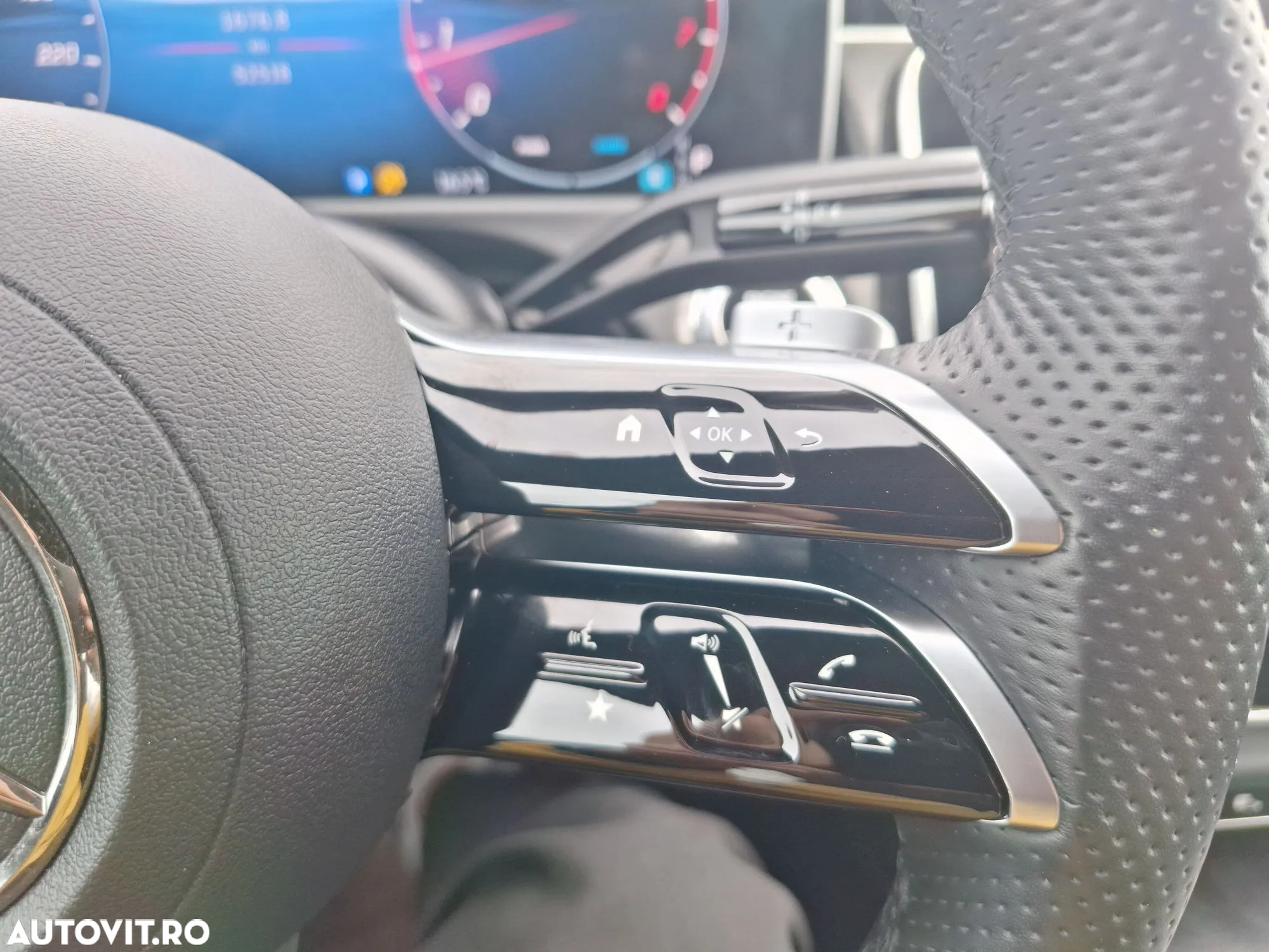 Mercedes-Benz E - 20