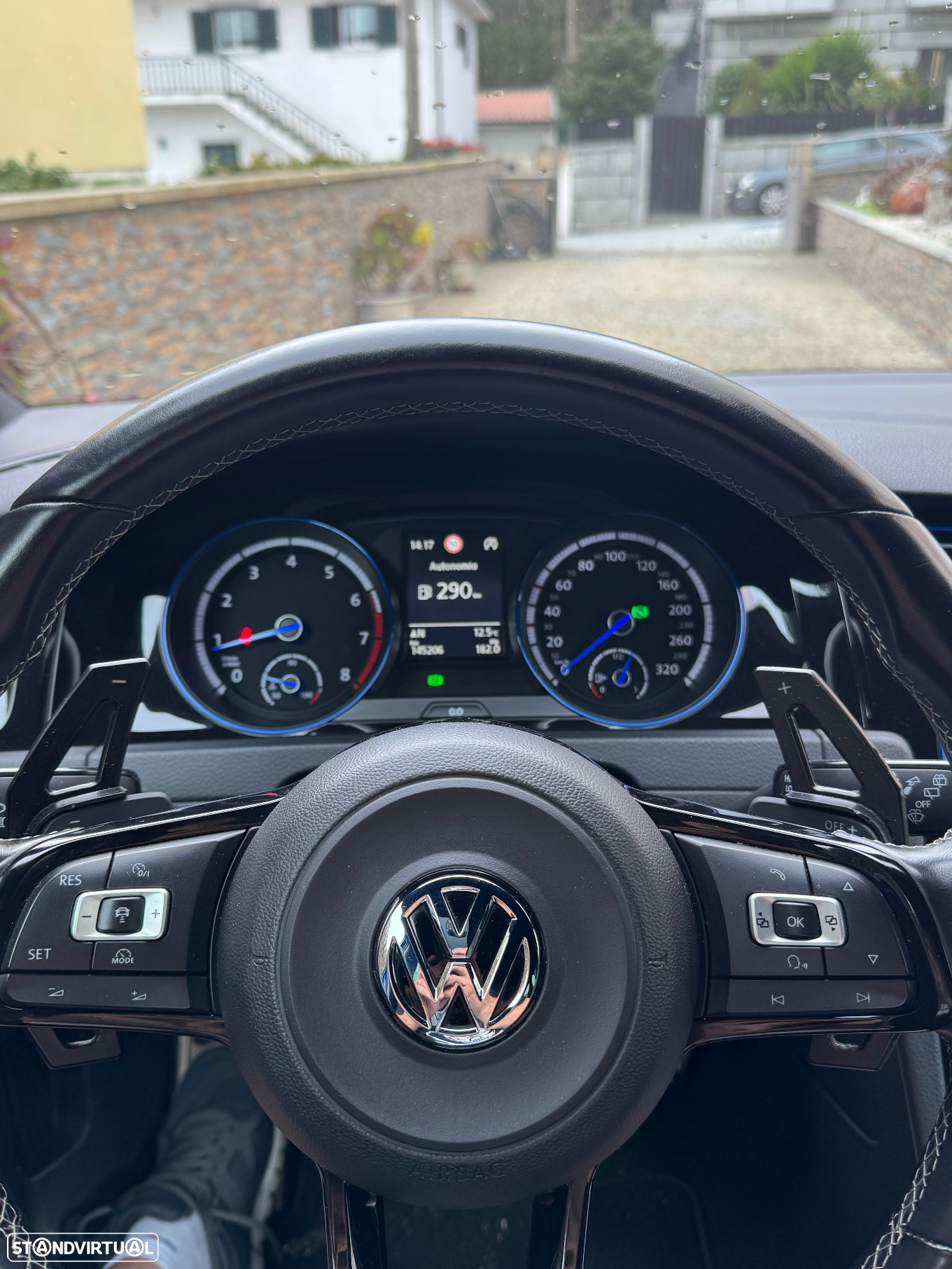 VW Golf Variant R 4Motion BlueMotion DSG - 18