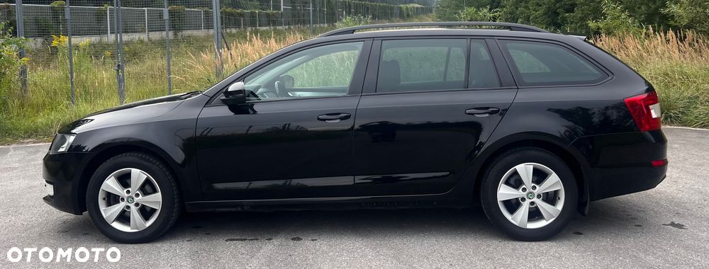 Skoda Octavia 1.6 TDI Elegance DSG - 2