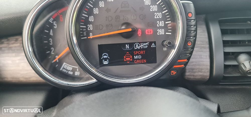 MINI 3 Portas Cooper D - 26