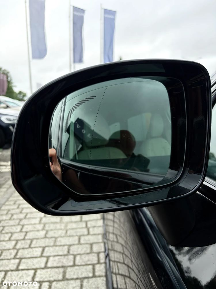Volvo XC 60 B4 D AWD Plus Dark - 14