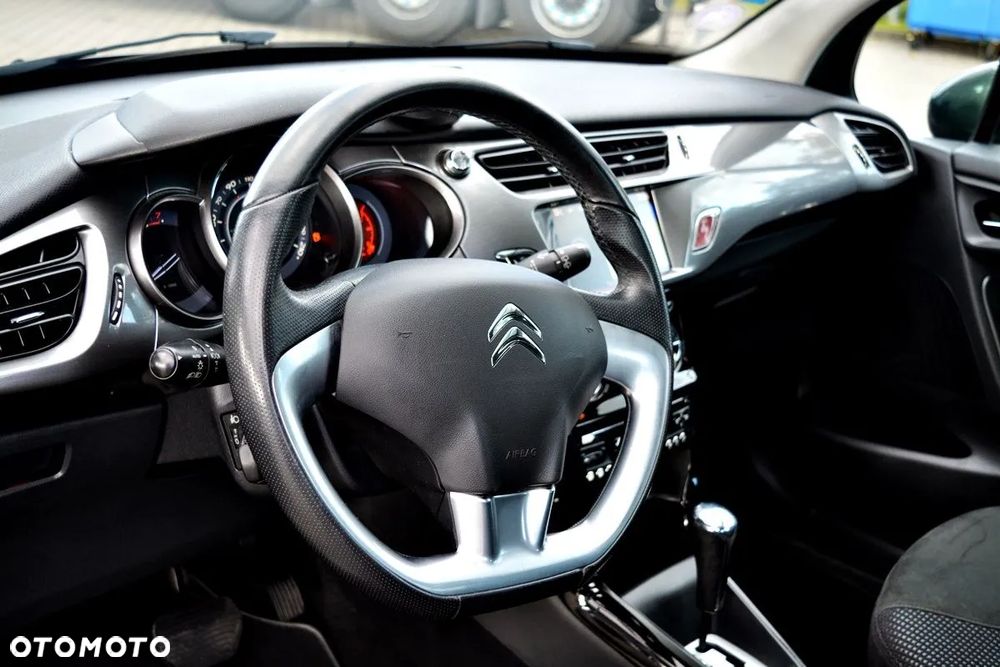 Citroën C3 VTi 120 Automatik Exclusive - 23