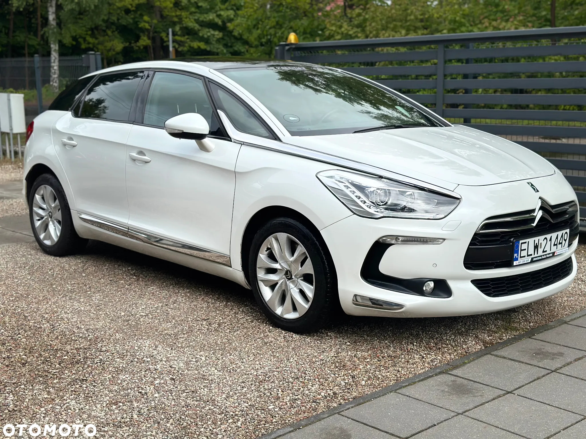 Citroën DS5 2.0 BlueHDi SoChic - 33