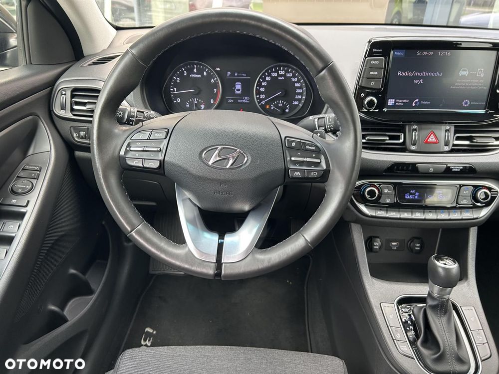 Hyundai i30 - 16