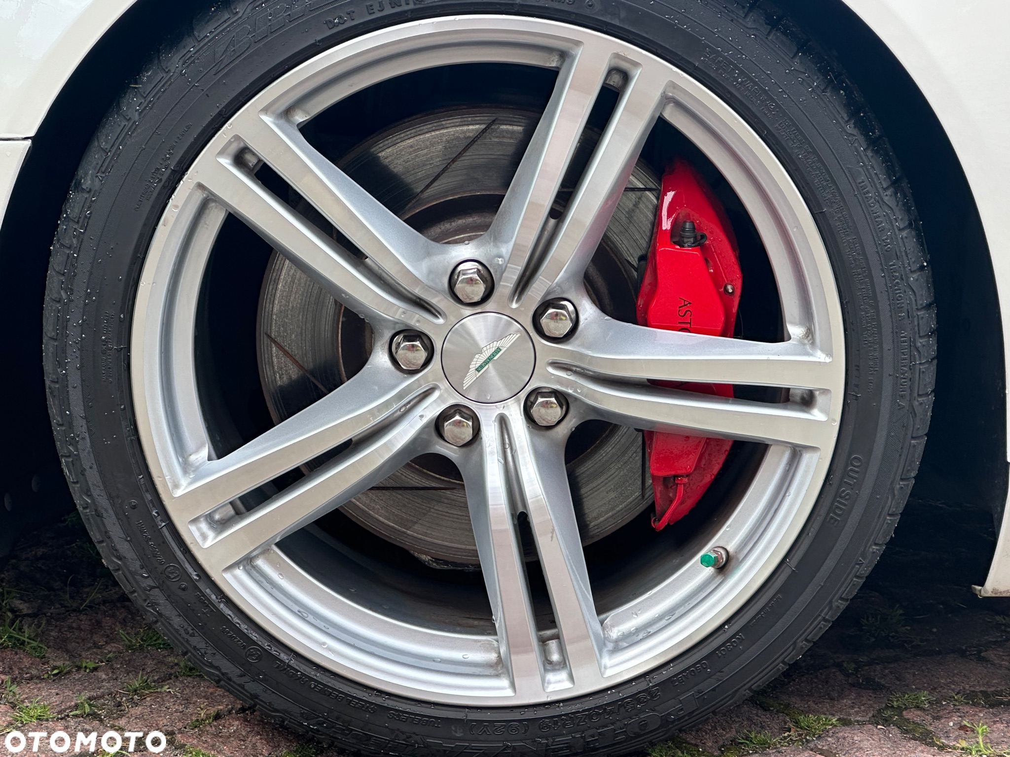 Aston Martin DB9 Sport Edition Touchtronic II - 25