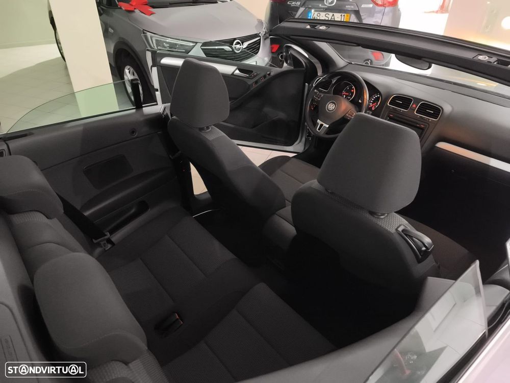VW Golf Cabriolet 1.6 TDi BlueMotion - 28