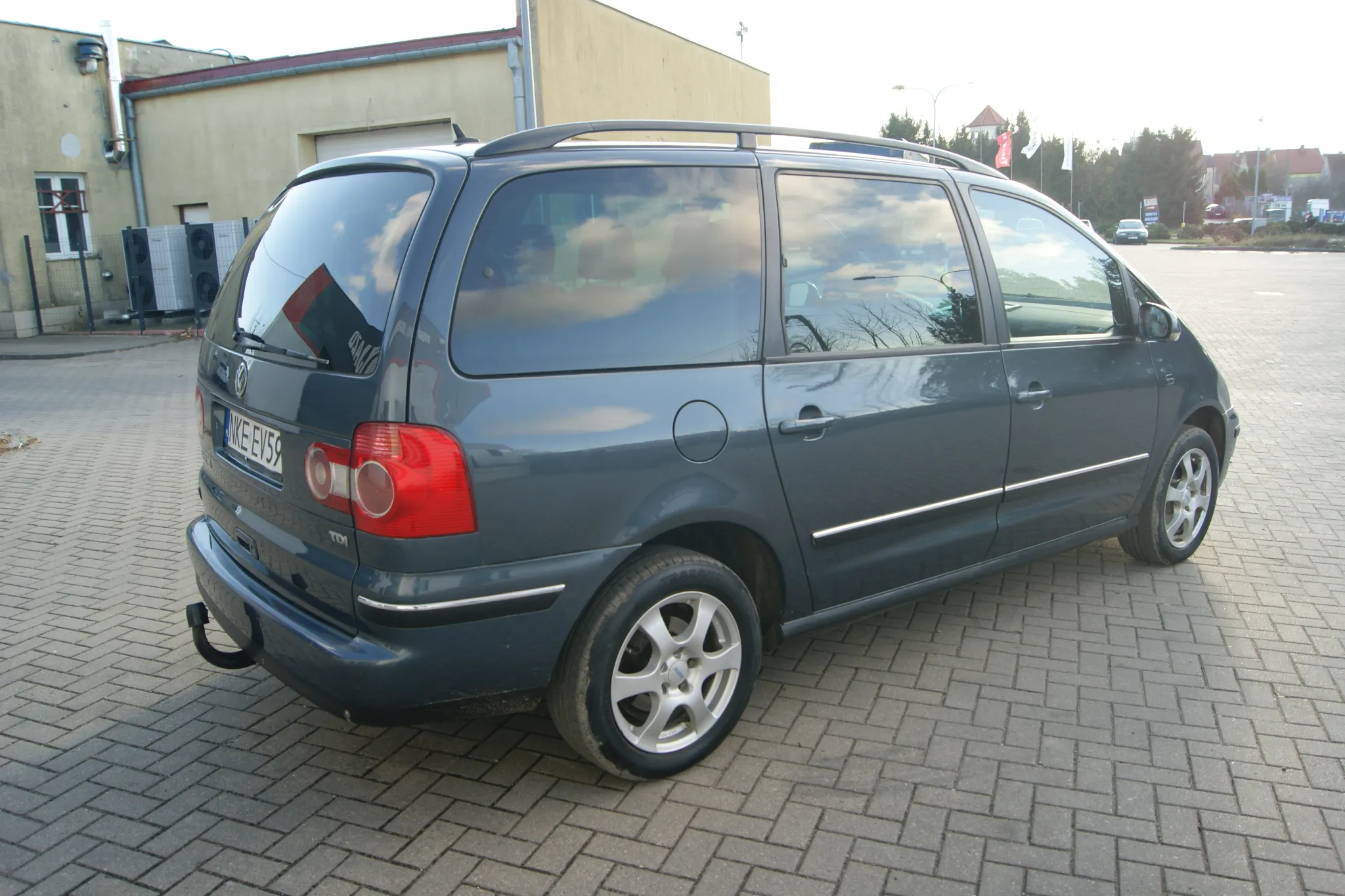 Volkswagen Sharan 1.9 TDI Exclusive Edition II - 8