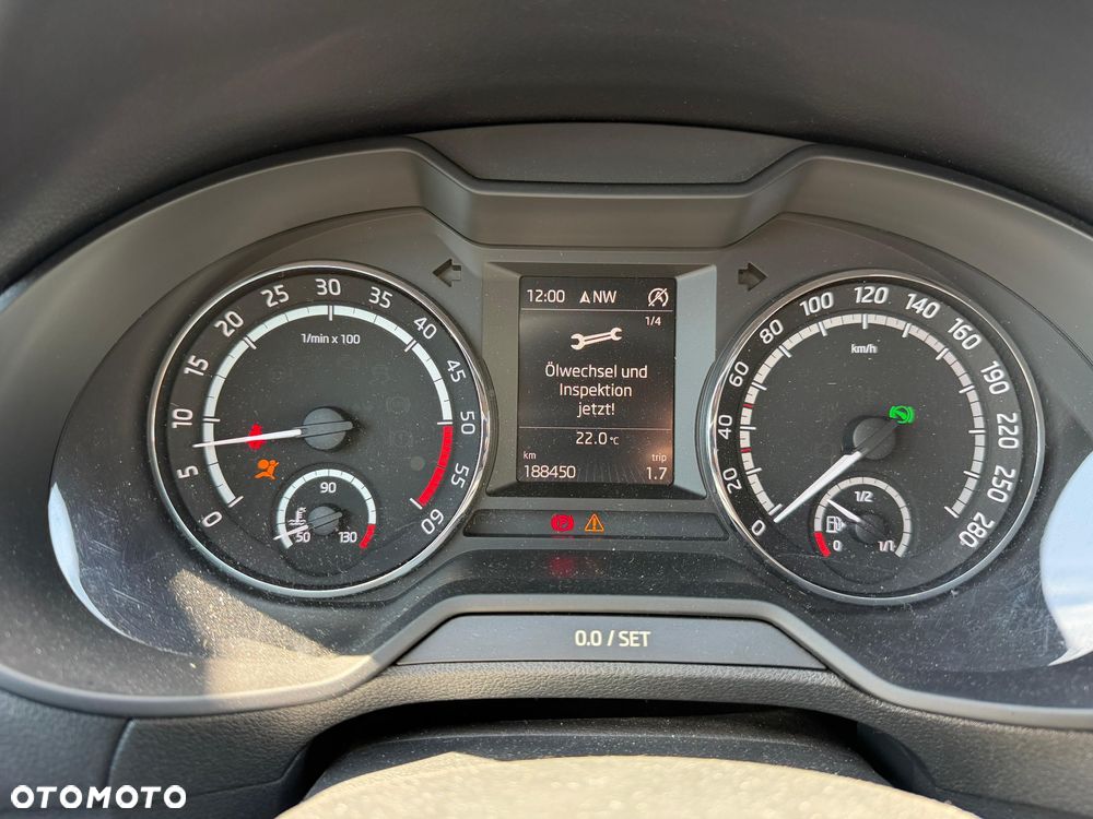 Skoda Octavia 2.0 TDI Ambition DSG EU6 - 23