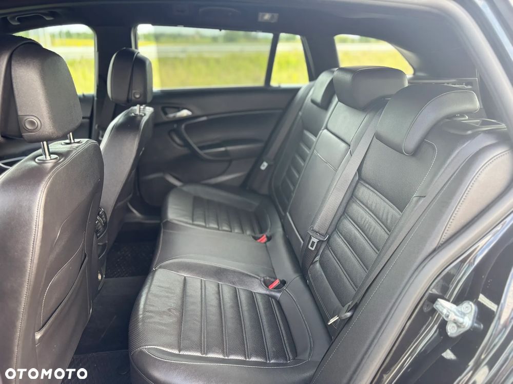 Opel Insignia - 24