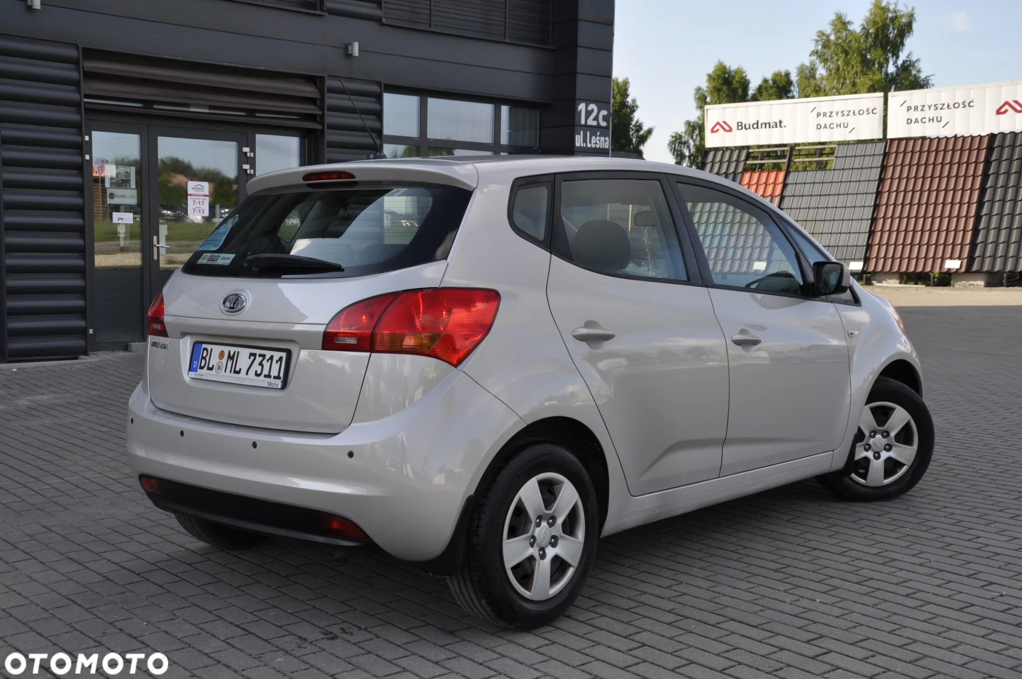 Kia Venga 1.4 Business Line - 12