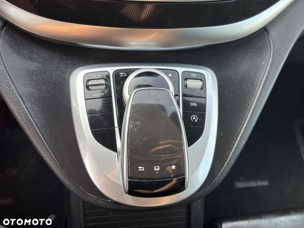 Mercedes-Benz Klasa V 220 (BlueTEC) d lang 7G-TRONIC - 9