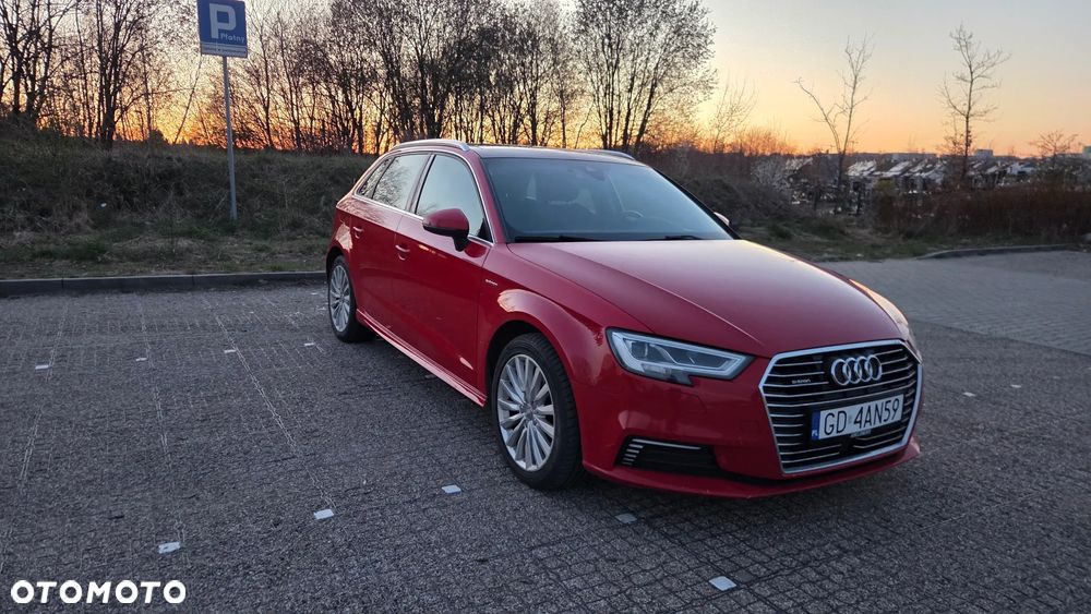 Audi A3 Sportback 1.4 TFSI e-tron Sport S tronic - 4