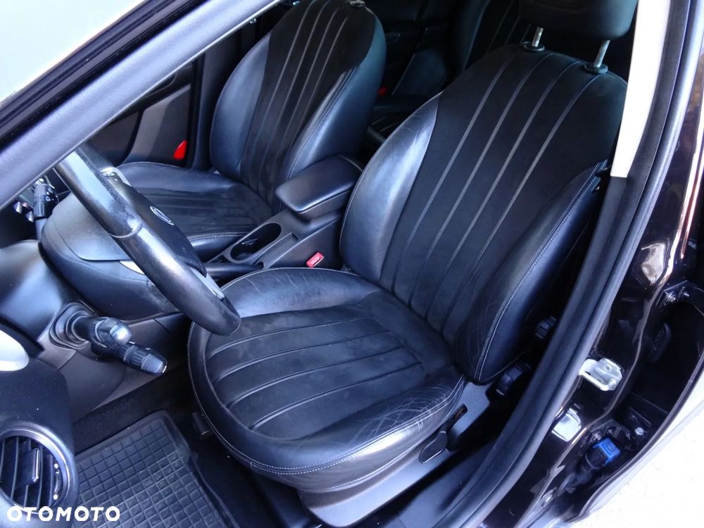 Lancia Delta 1.4 T-Jet 16v Oro - 23