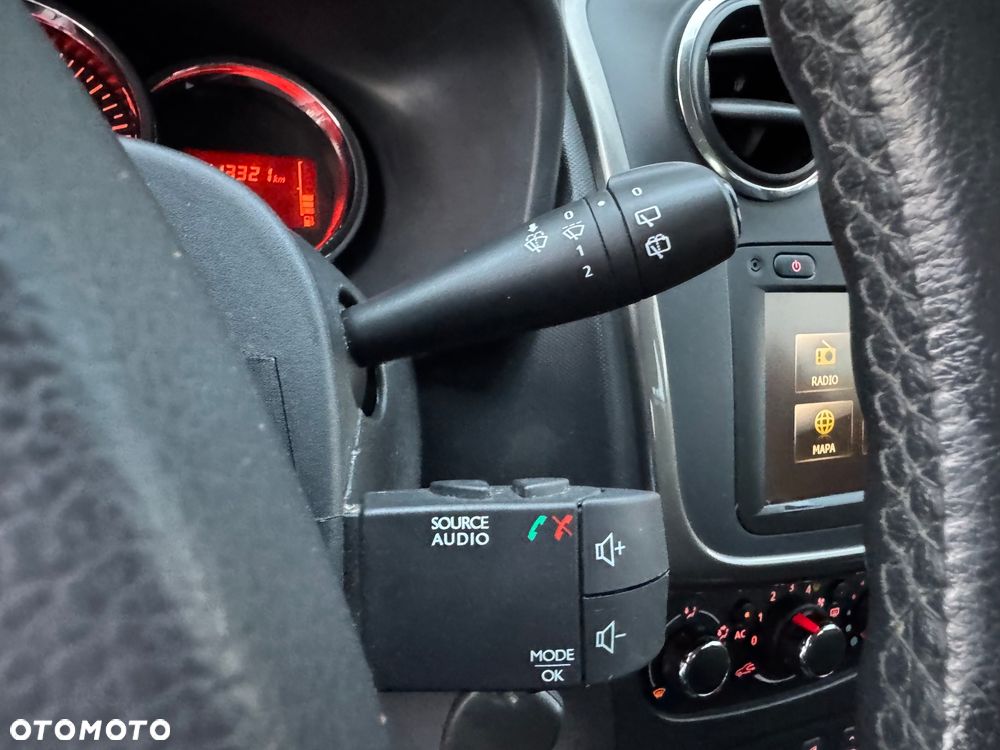 Dacia Sandero TCe 90 S&S Laureate - 24