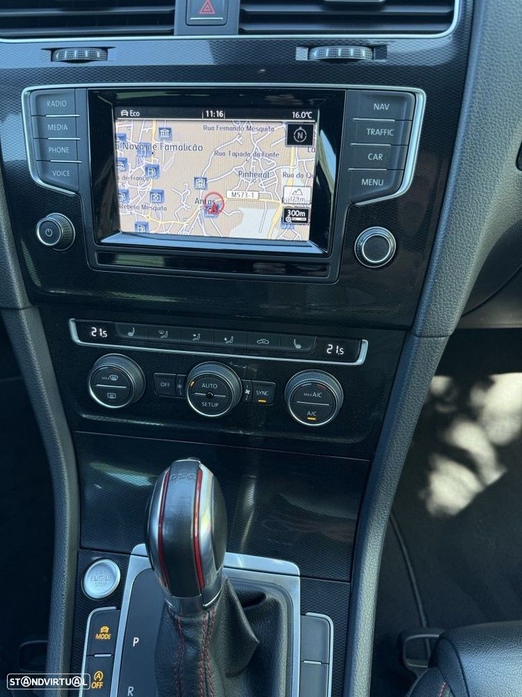 VW Golf 2.0 TSi GTi DSG - 27