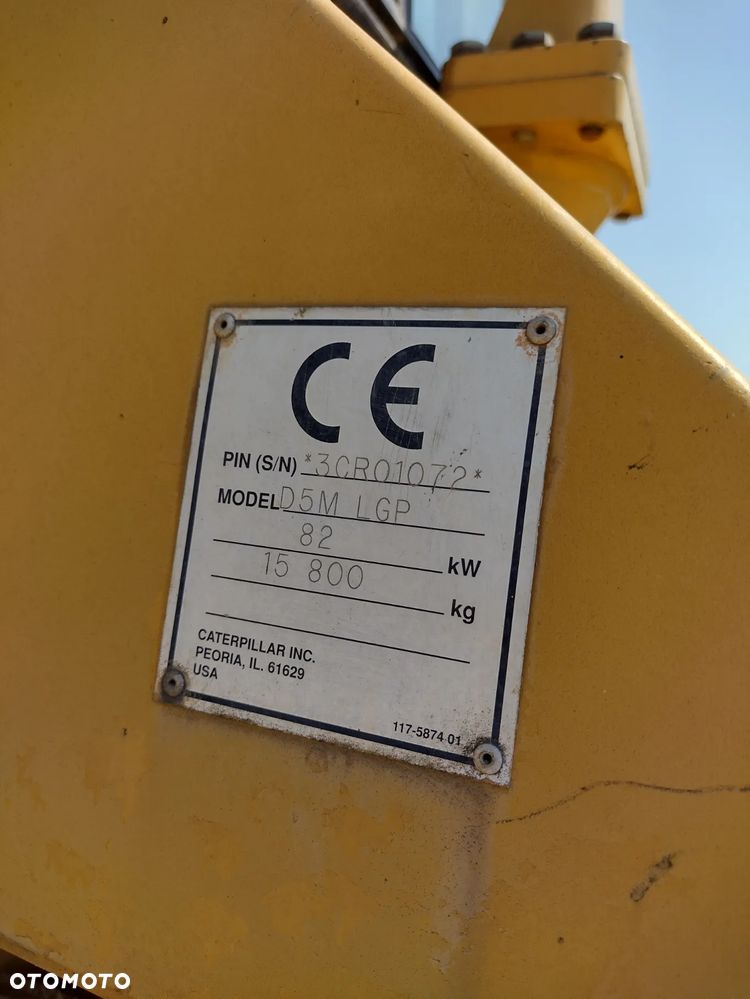 Caterpillar D5M LGP - 5