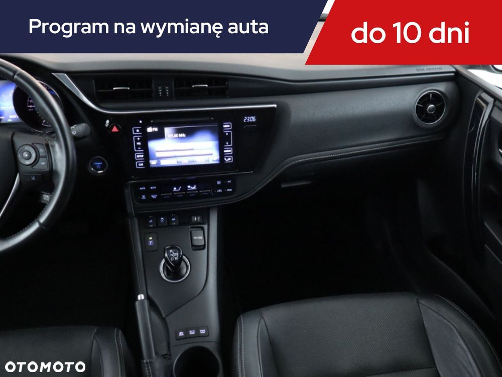 Toyota Auris - 10