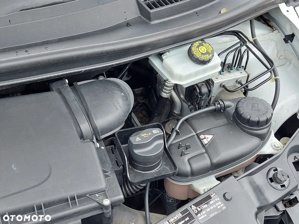 Mercedes-Benz VITO 111 - 25