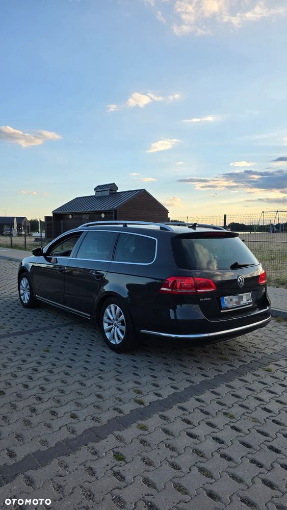 Volkswagen Passat - 29