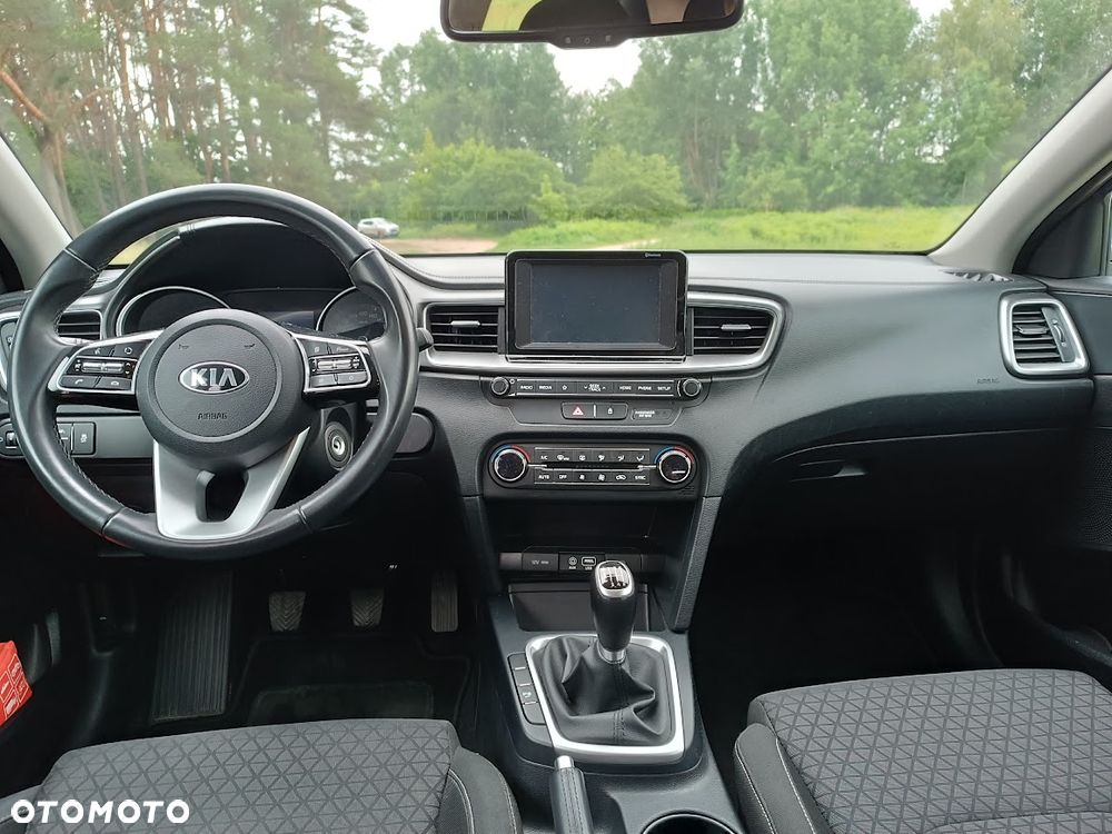 Kia Ceed 1.4 L Business Line - 11