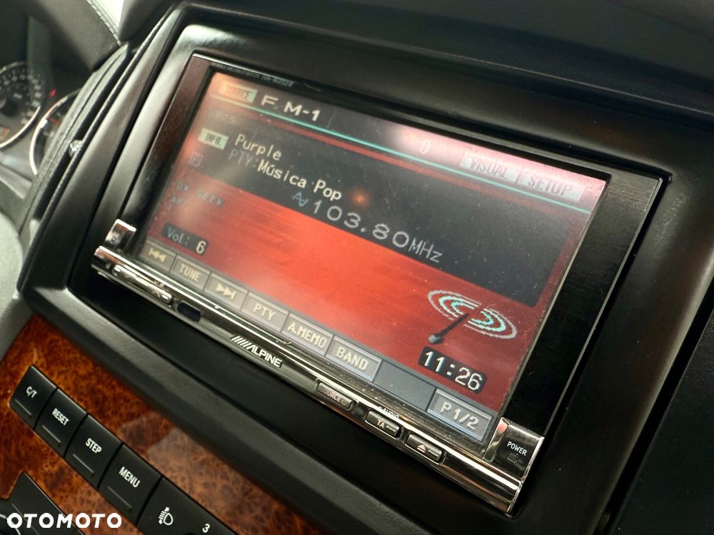 Jeep Grand Cherokee - 12