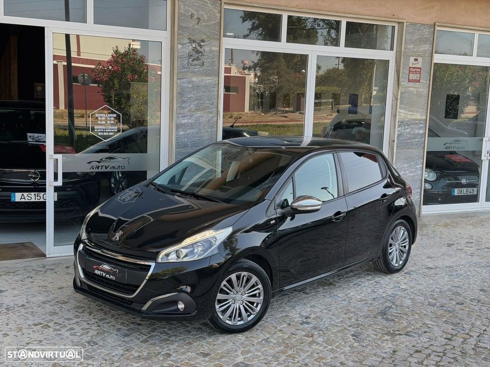 Peugeot 208 1.2 PureTech Style - 1