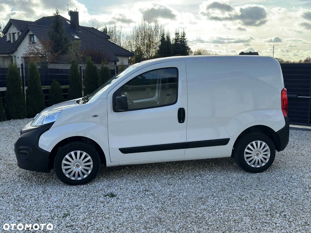Fiat Fiorino Kombi 1.4 8V Base - 17