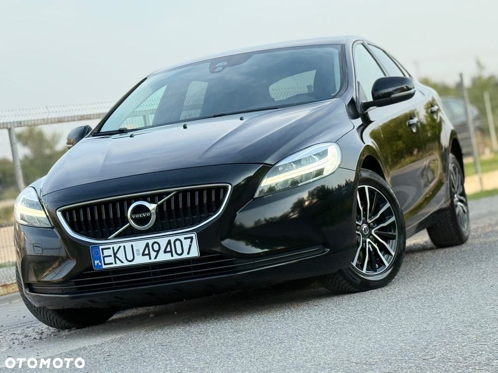 Volvo V40 D2 Geartronic Momentum - 1