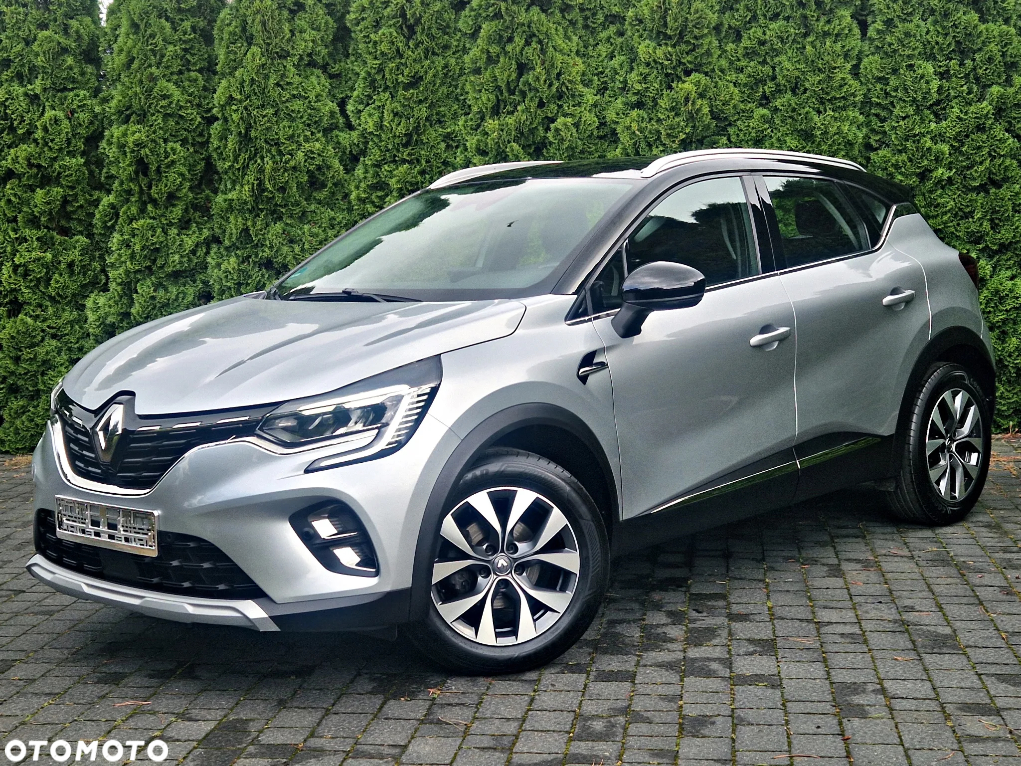Renault Captur 1.3 TCe Intens EDC - 4