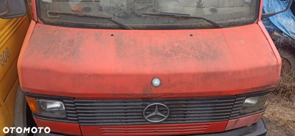 Mercedes-Benz 811 - 6
