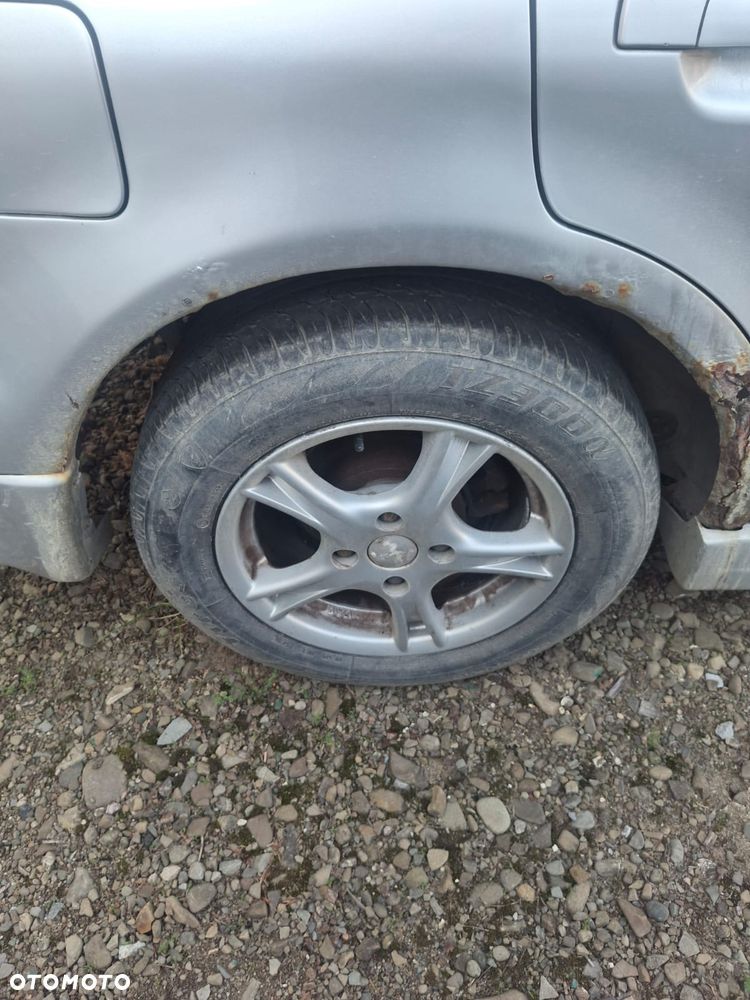 Mitsubishi Galant - 4