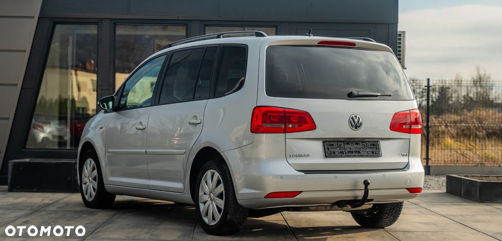 Volkswagen Touran - 18
