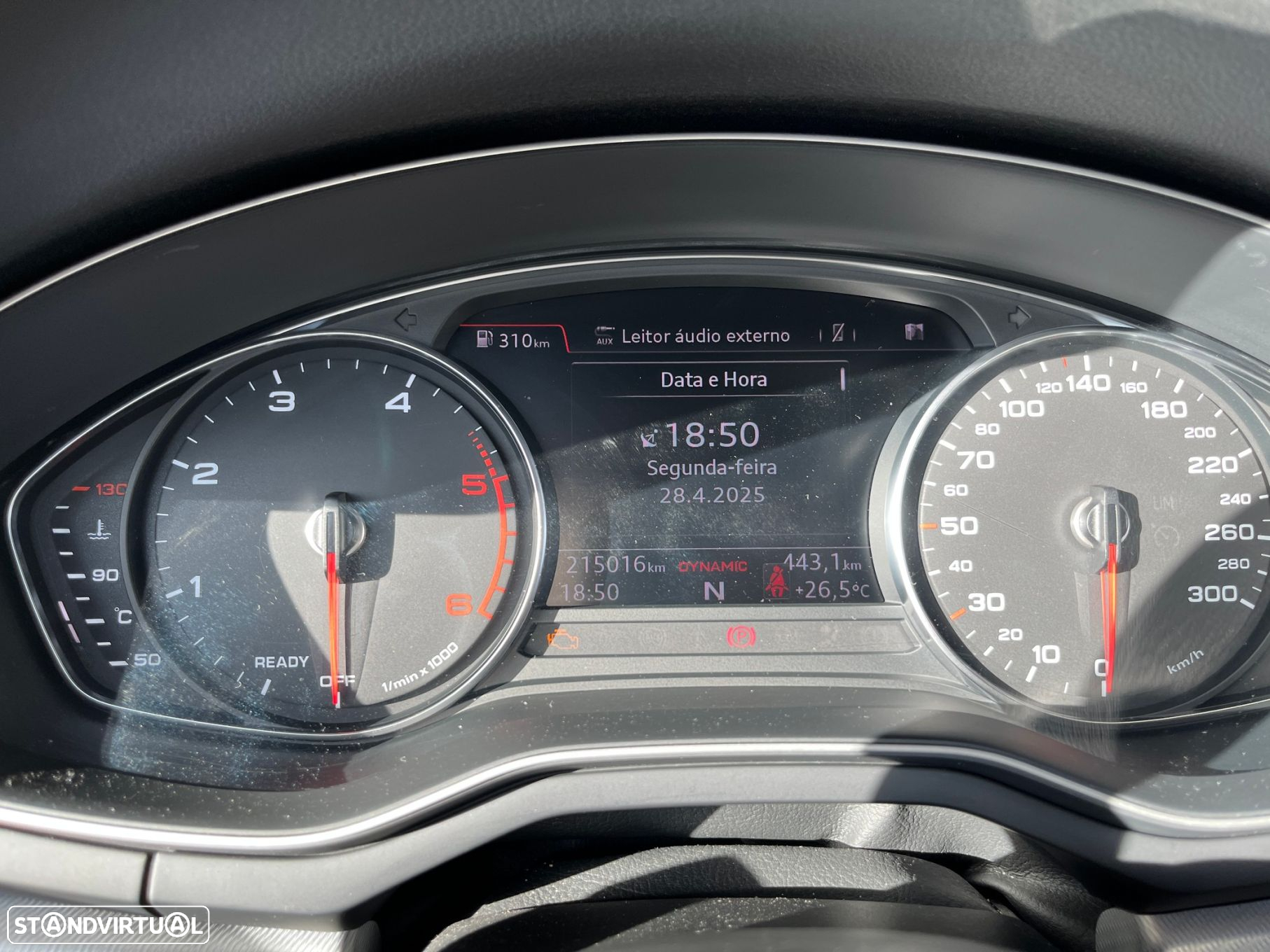 Audi A4 Avant 2.0 TDI Sport S tronic - 24