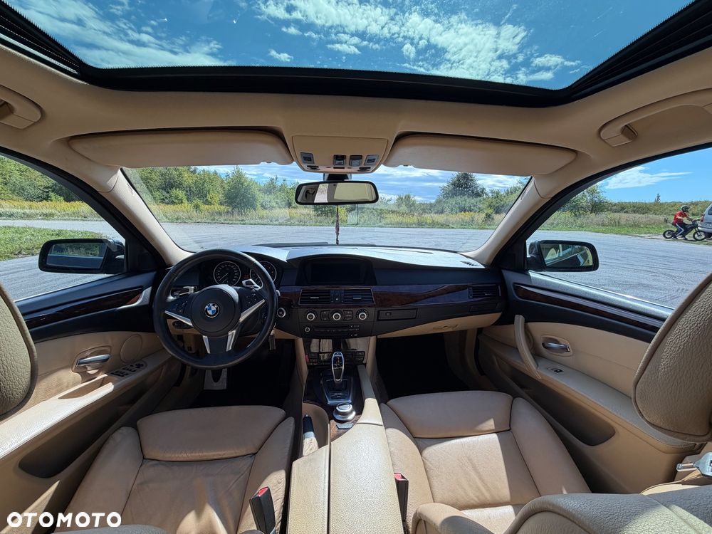 BMW Seria 5 530i - 9