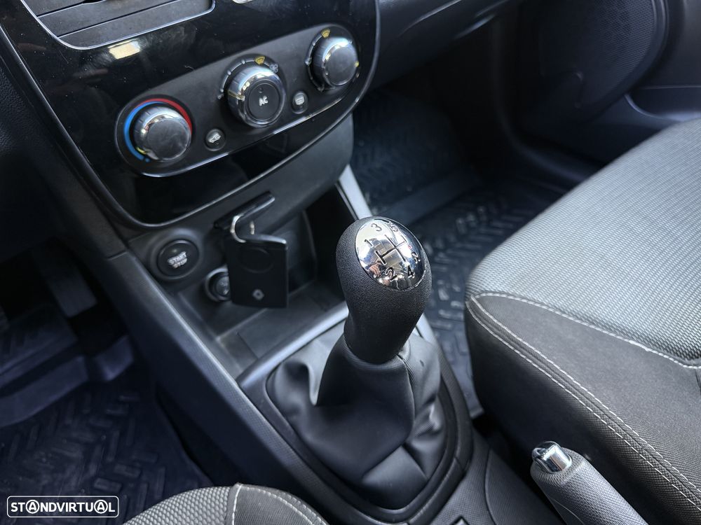 Renault Clio Sport Tourer - 15