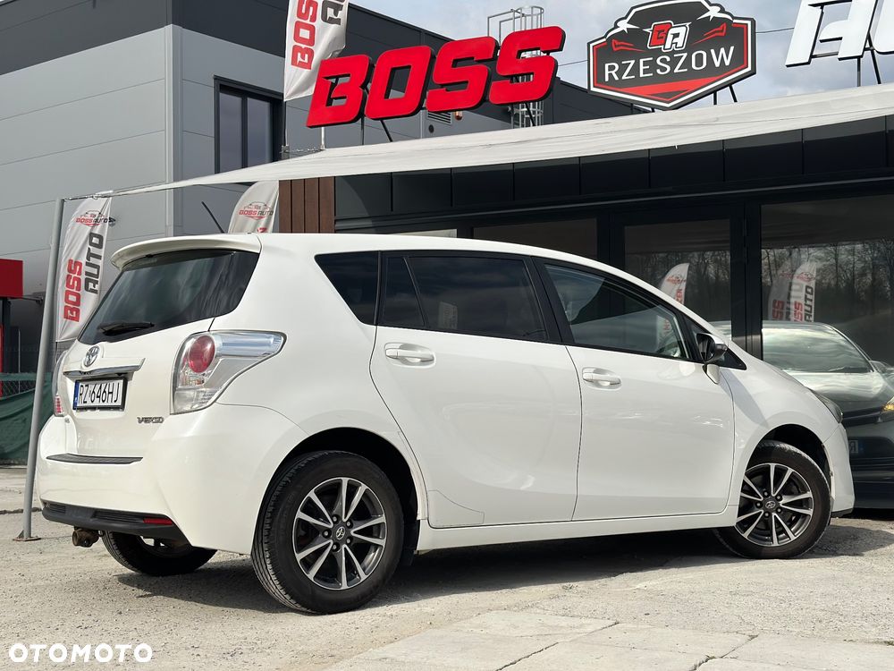 Toyota Verso 2.0 D-4D Active - 4