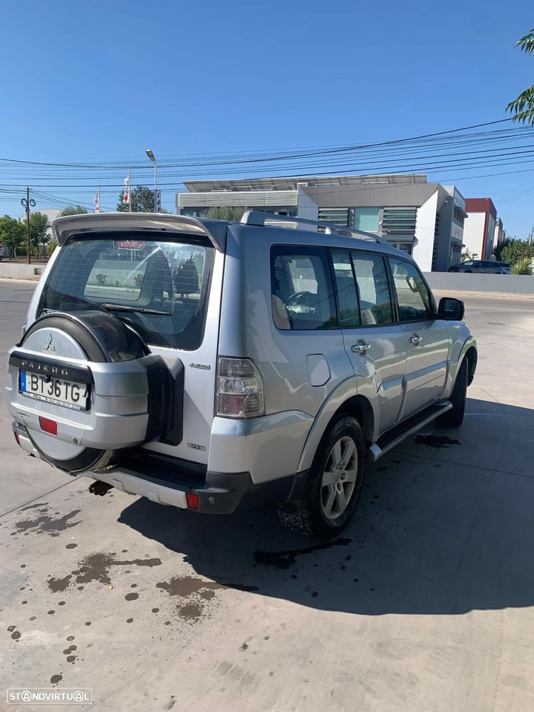 Mitsubishi Pajero 3.8 V6 Auto Instyle - 2