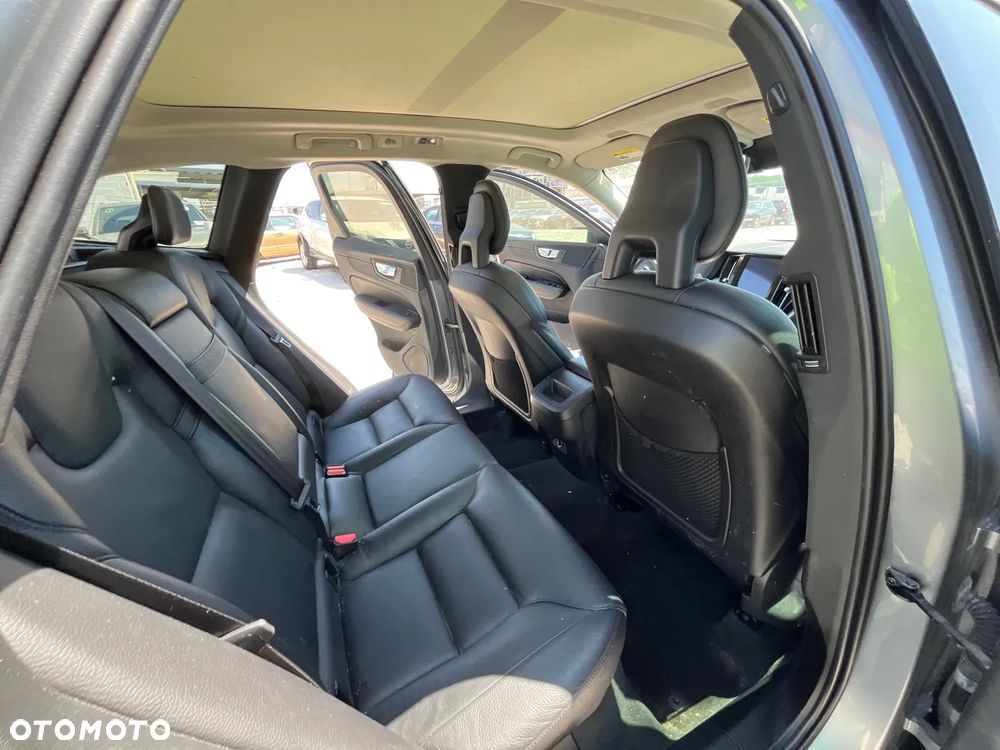 Volvo XC 60 T5 AWD Momentum - 15