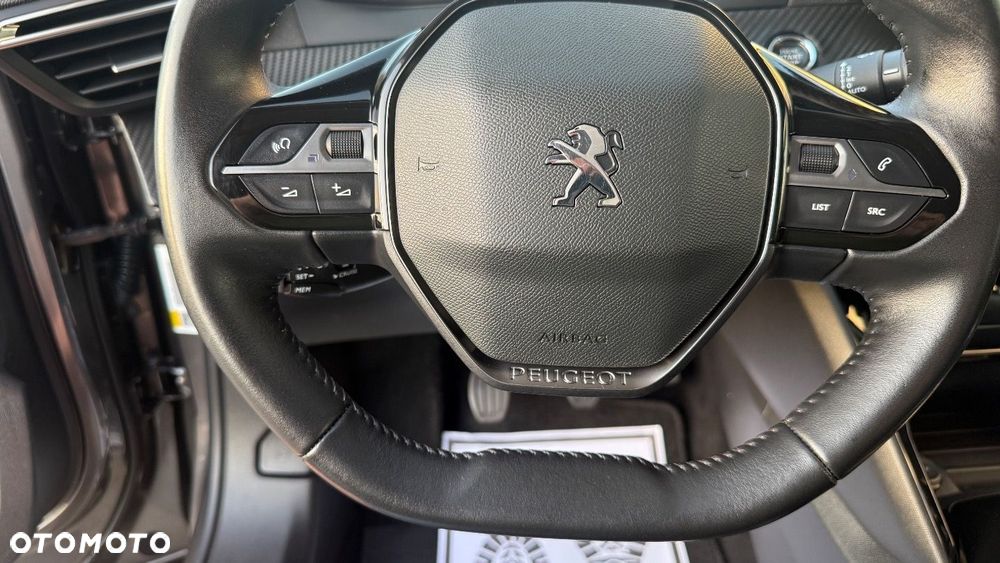 Peugeot 2008 - 30