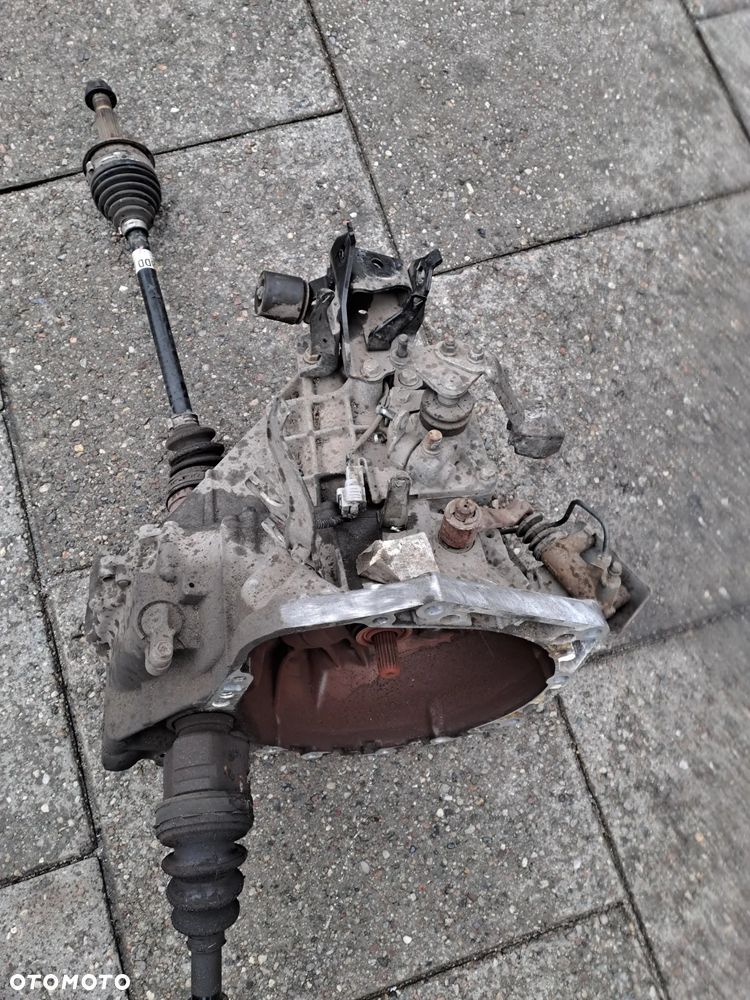 Toyota Yaris II 1.0 VVTi skrzynia biegów 20TT04 - 9