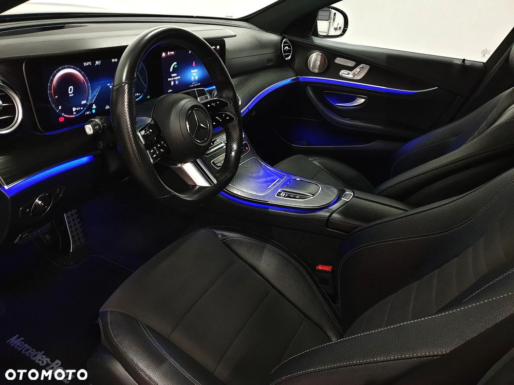 Mercedes-Benz Klasa E 300 de 4Matic 9G-TRONIC AMG Line - 39