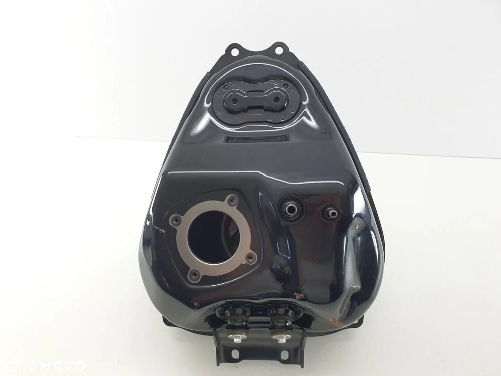 ZBIORNIK PALIWA BAK  YAMAHA XSR 125 - 14