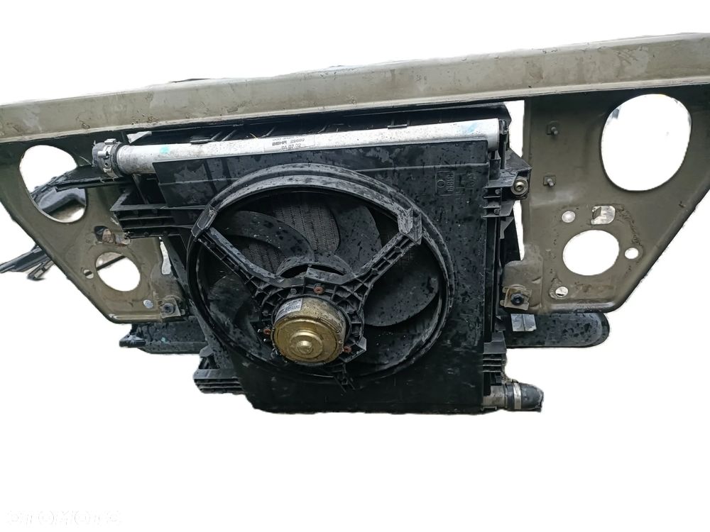 SMART I FORTWO CABRIO 98-07 2001 r. pas przedni + chłodnica wody BEHR 0003428V006 + wentylator * - 5